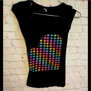 Reflective holographic heart v neck black T-shirt